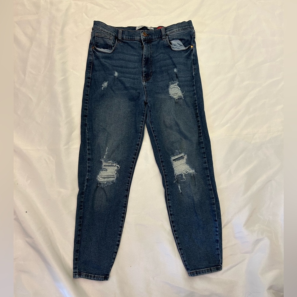 Celebrity Pink distressed blue jeans